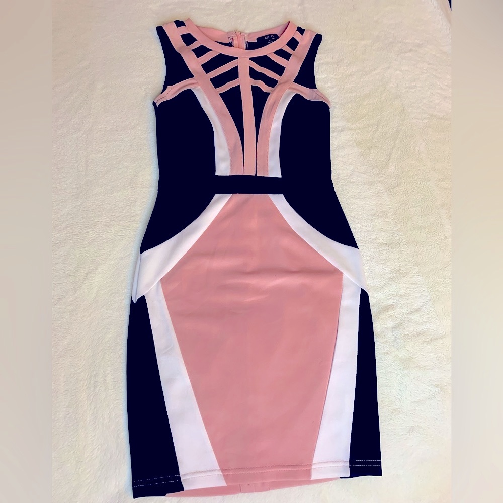 Black, Lt. Pink, White short, sleeveless Dress. Very slimming, beautiful design